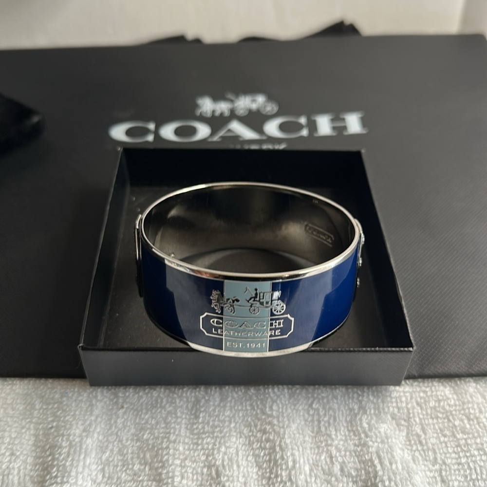 Coach horse and carriage and Cc Blue bracelet Duo. - Picture 6 of 16